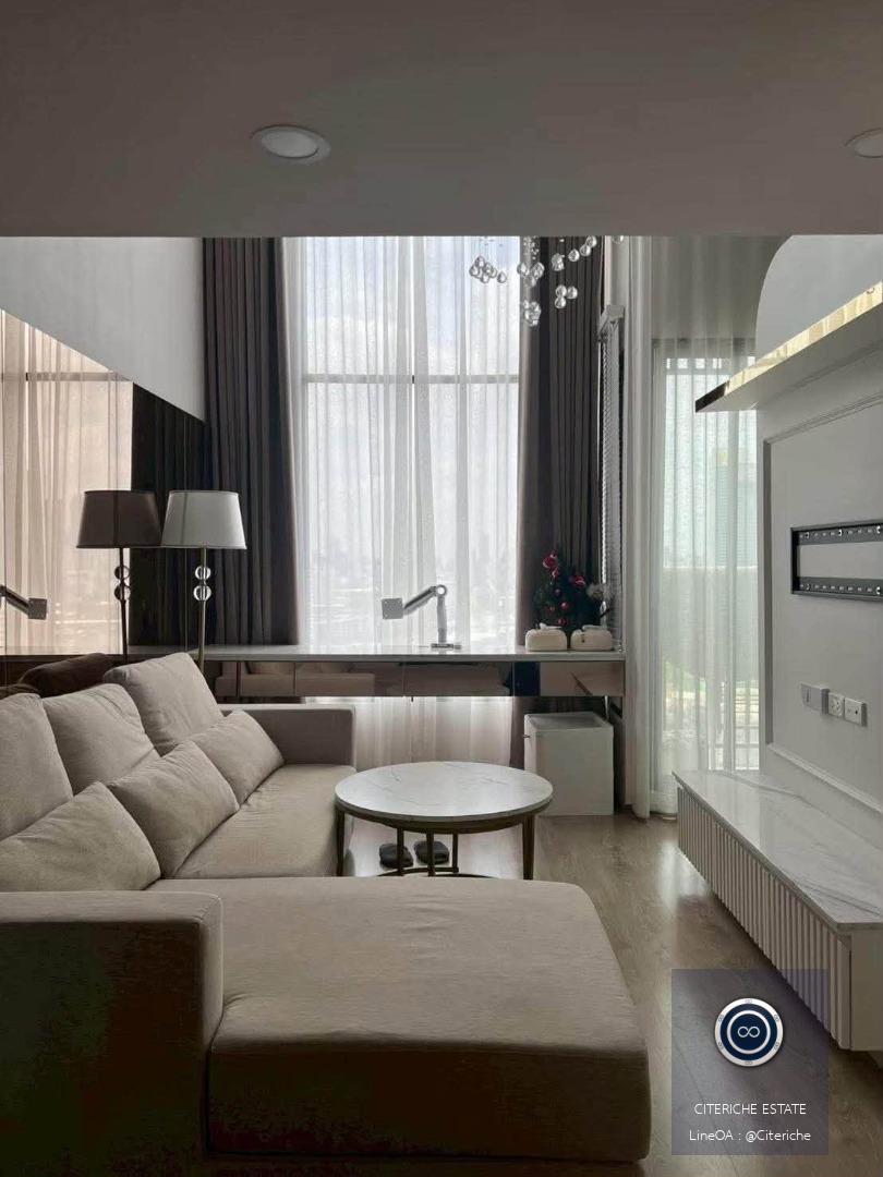 High Ceiling Duplex | SOHO Bangkok Ratchada | Luxury Condo
