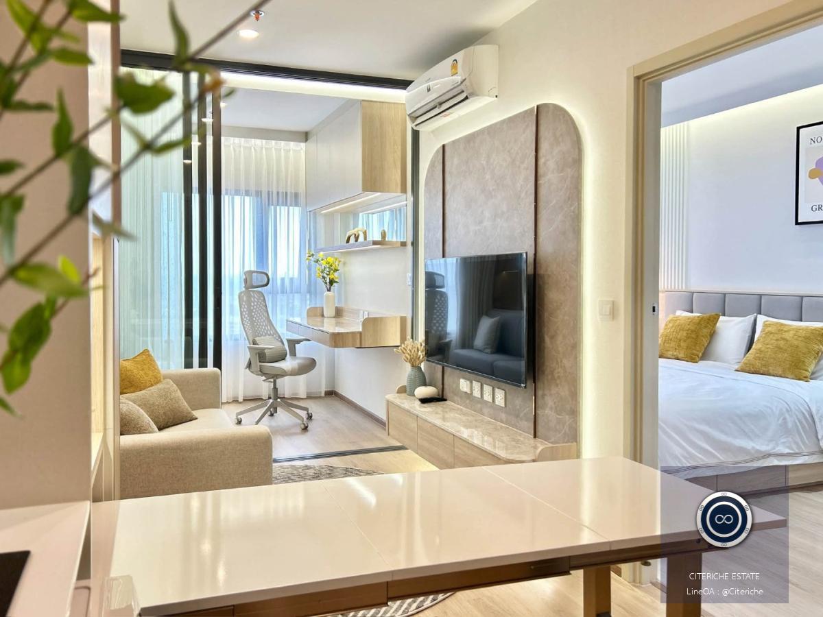 Chao Phraya River View & Fully Furnished | Life Rama 4 - Asoke | Luxury 1-Bedroom Plus Condo
