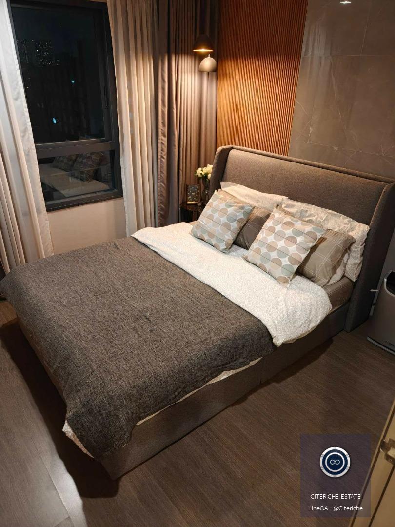 Convenient BTS Access with Separate Kitchen | Ideo S93 | 1-Bedroom Condo