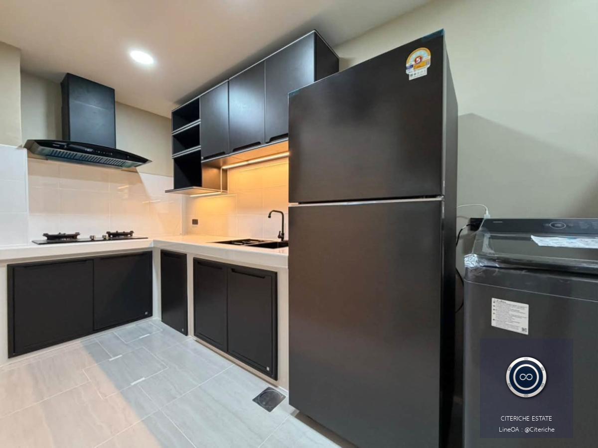 Fully Furnished Living | Pleno Sukhumvit Bangna 2 | Luxury 3-Bedroom Townhouse
