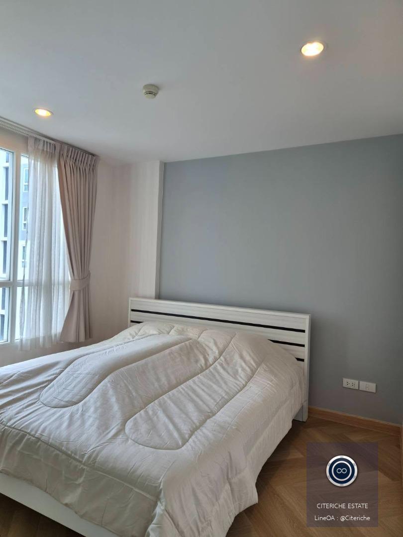 Garden and Pool Views | The Key Phahonyothin 34 | Luxury Condo