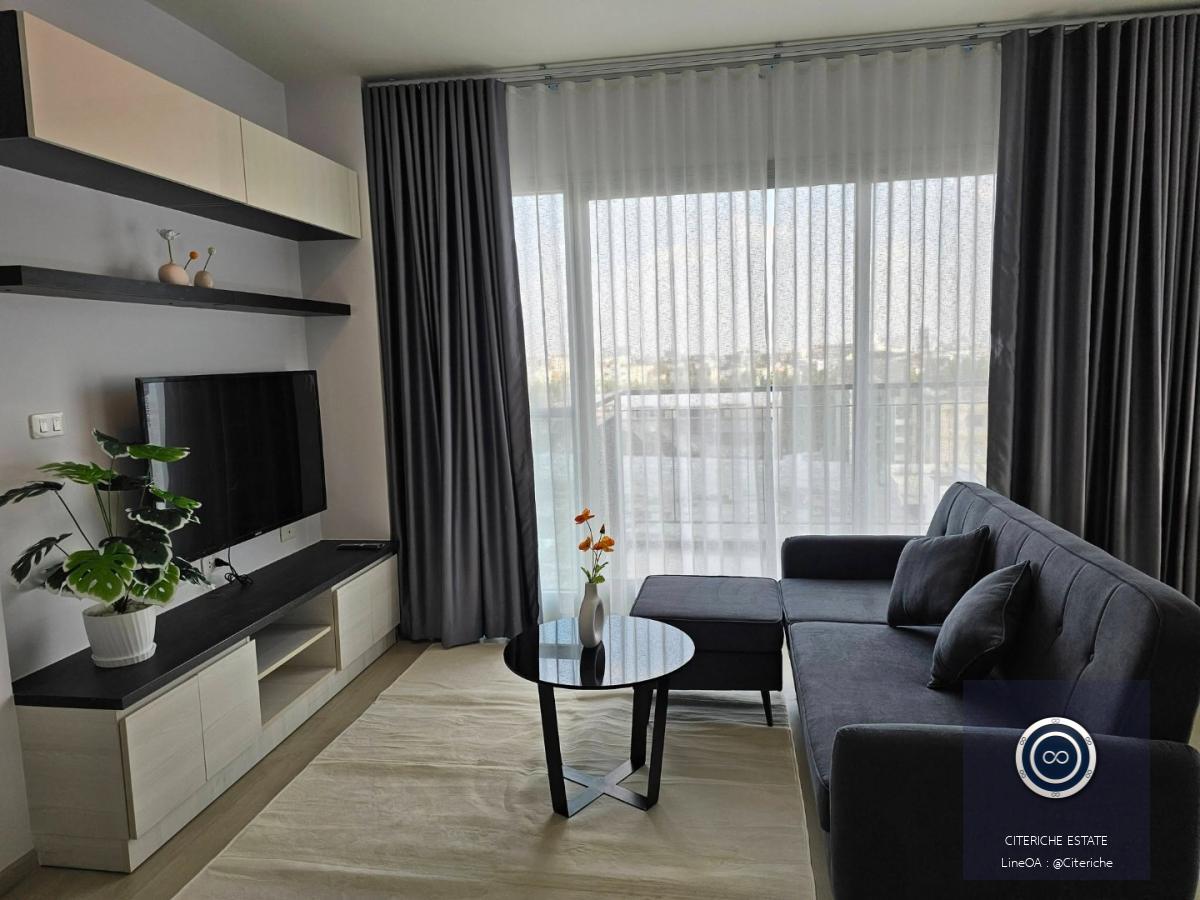 Garden Floor Tranquility | Life Ratchadapisek | Luxury 2-Bedroom Condo
