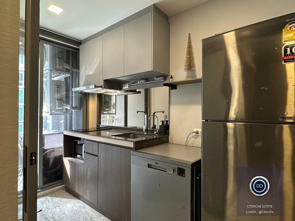 Fully Furnished Living with Onsen & Full-Size Appliances | Quintara Phume Sukhumvit 39 | Luxury 1-Bedroom Condo