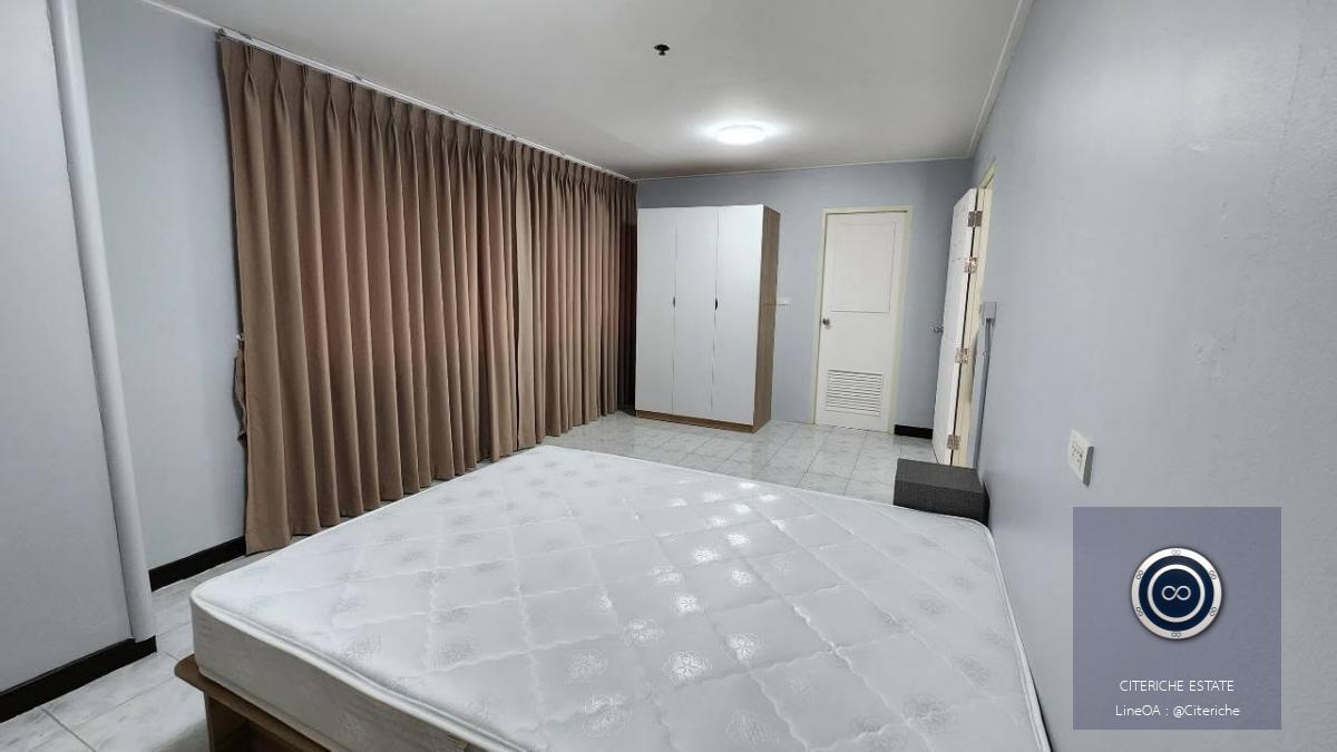 Corner Unit City Views | Common Wealth Pinklao | Luxury 1-Bedroom Condo