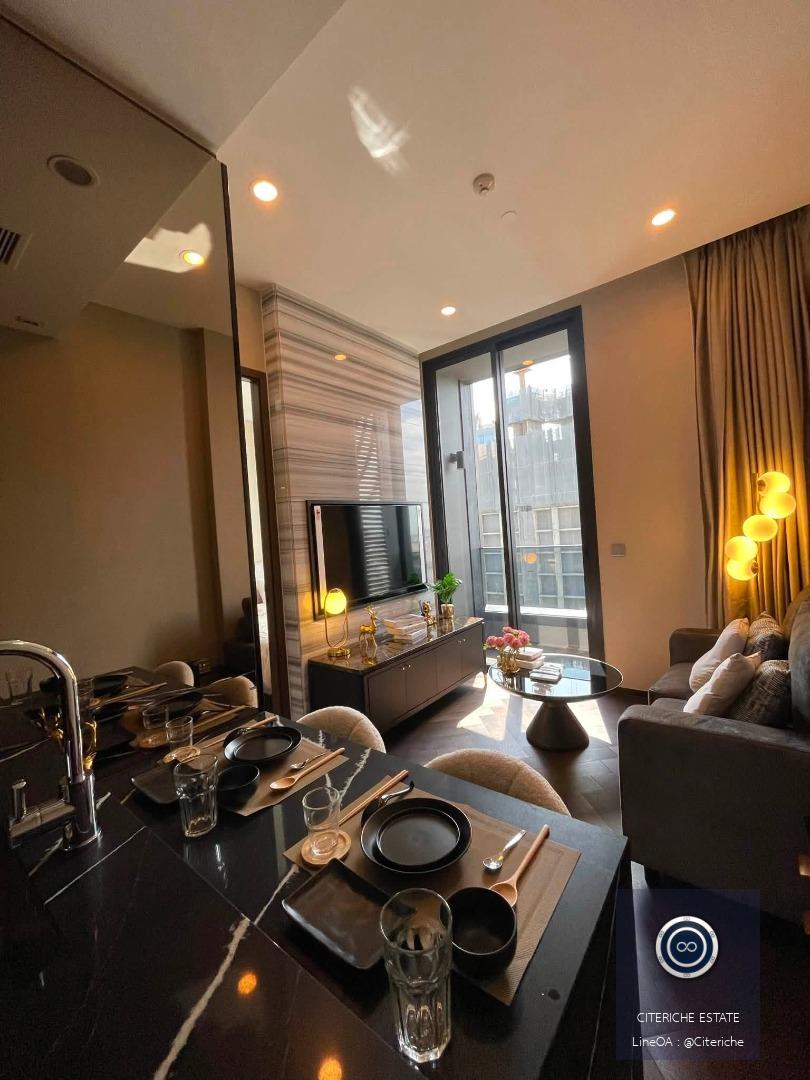 ชั้น 14 วิวเปิดโล่ง | The ESSE Sukhumvit 36 | คอนโดหรู 1 ห้องนอน