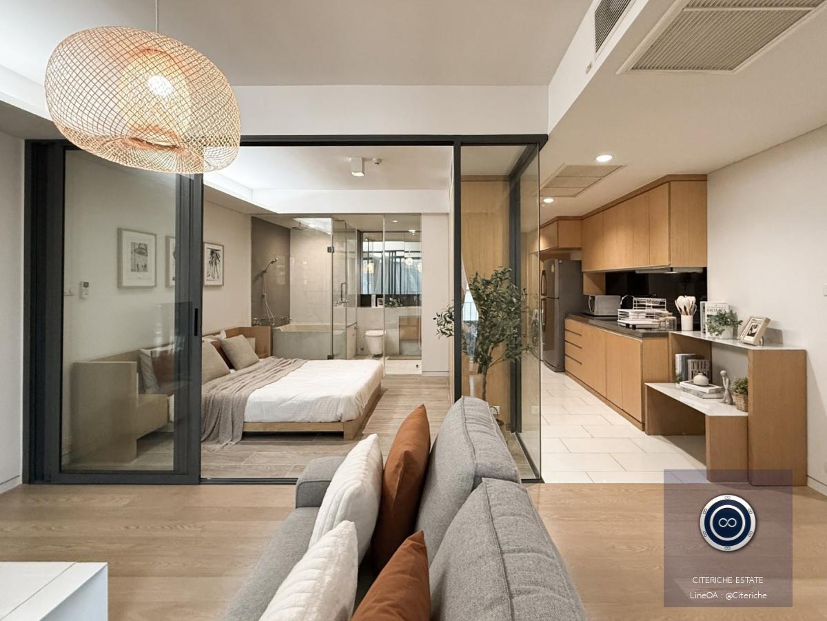 Fully Furnished Living with Bathtub | Siamese Gioia | Luxury 1-Bedroom Condo