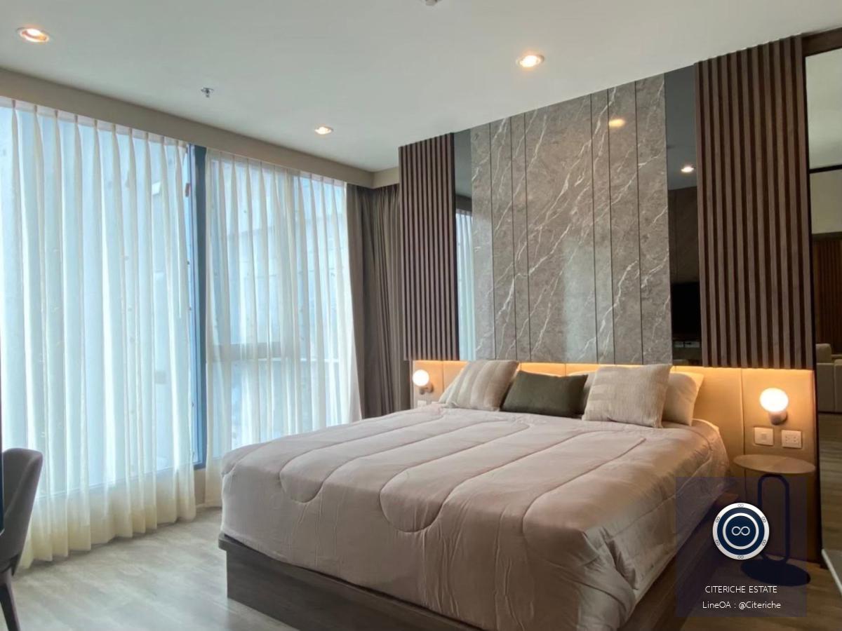 Corner Unit Private Living | Ideo Mobi Sukhumvit 66 | Luxury 2-Bedroom Condo