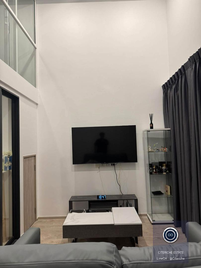 Double Volume Duplex Living | The Tree Pattanakarn - Ekkamai | Luxury 1-Bedroom Condo