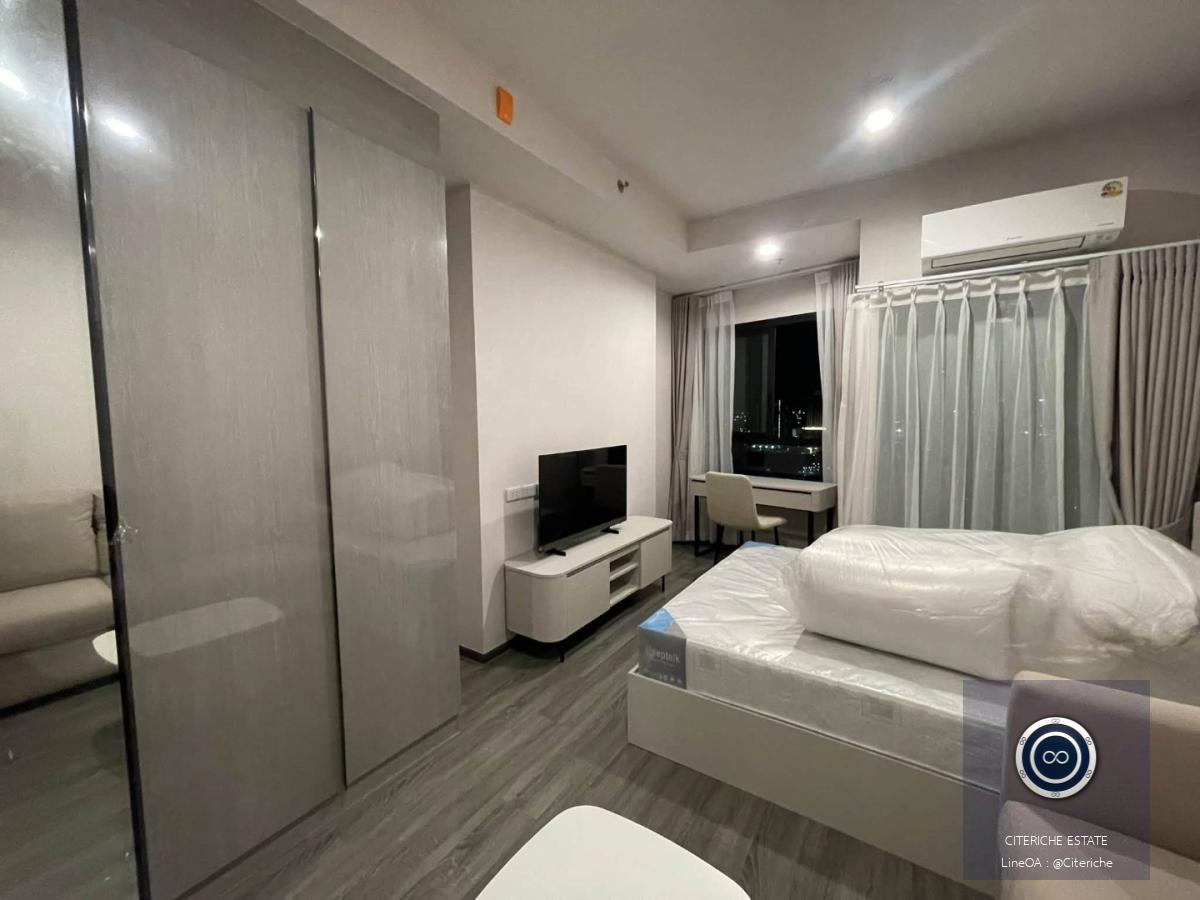 Brand New High Floor Living | Ideo Ramkhamhaeng-Lamsali Station | Luxury Studio Condo