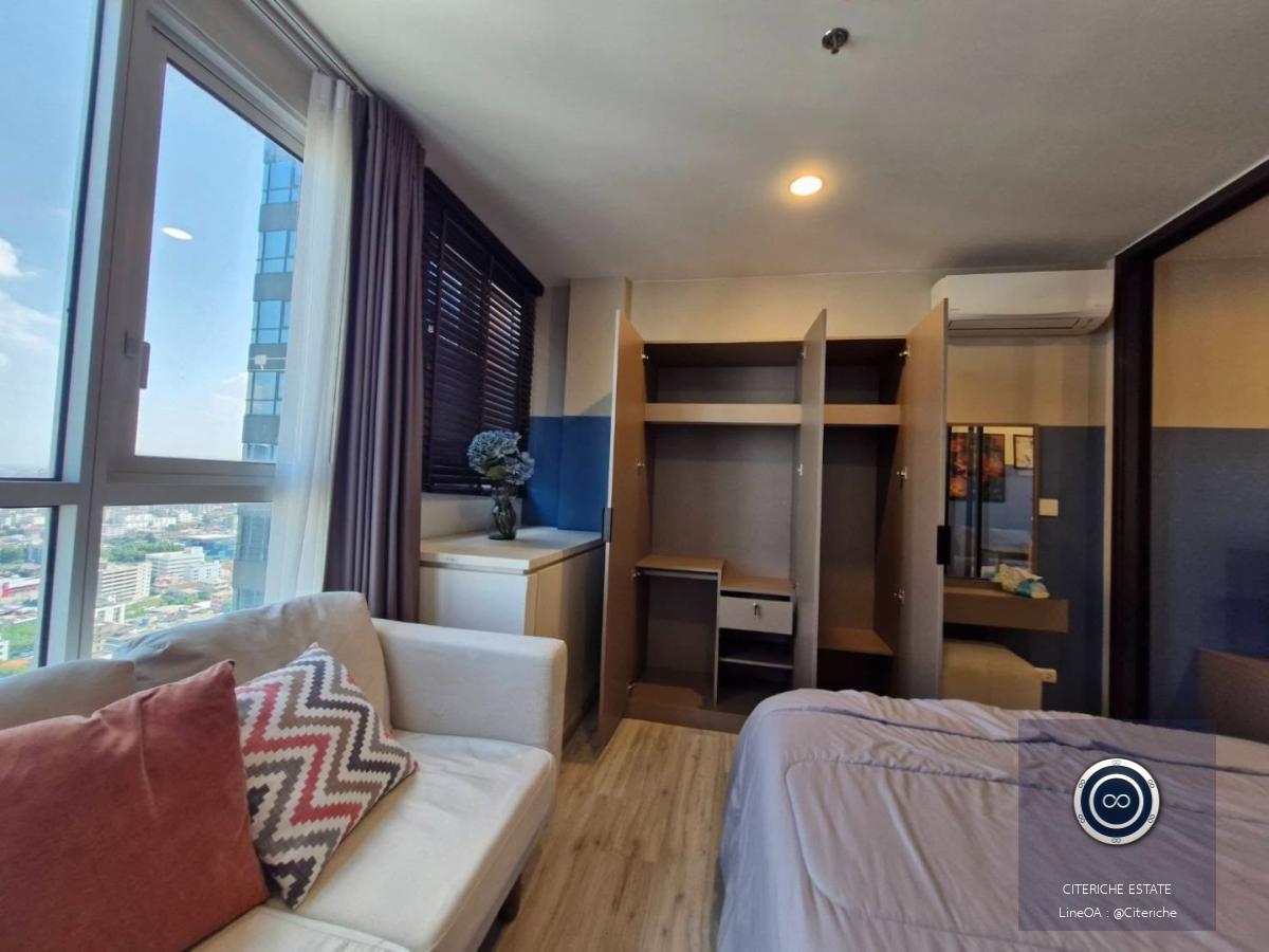 High Floor Fully Furnished | XT Huaikwang | Luxury Condo