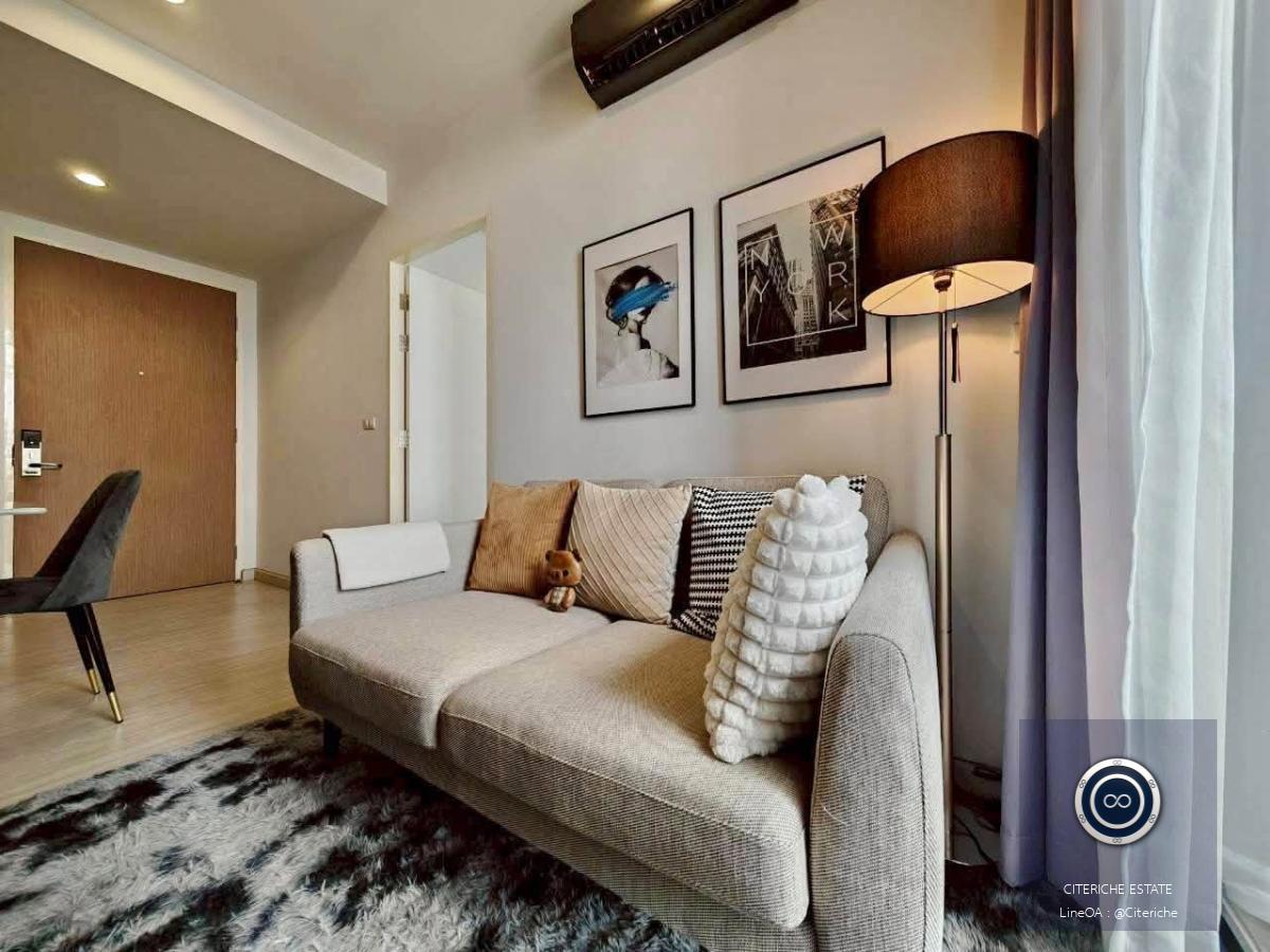 High Floor City View | UP Ekkamai | Luxury 1-Bedroom Condo