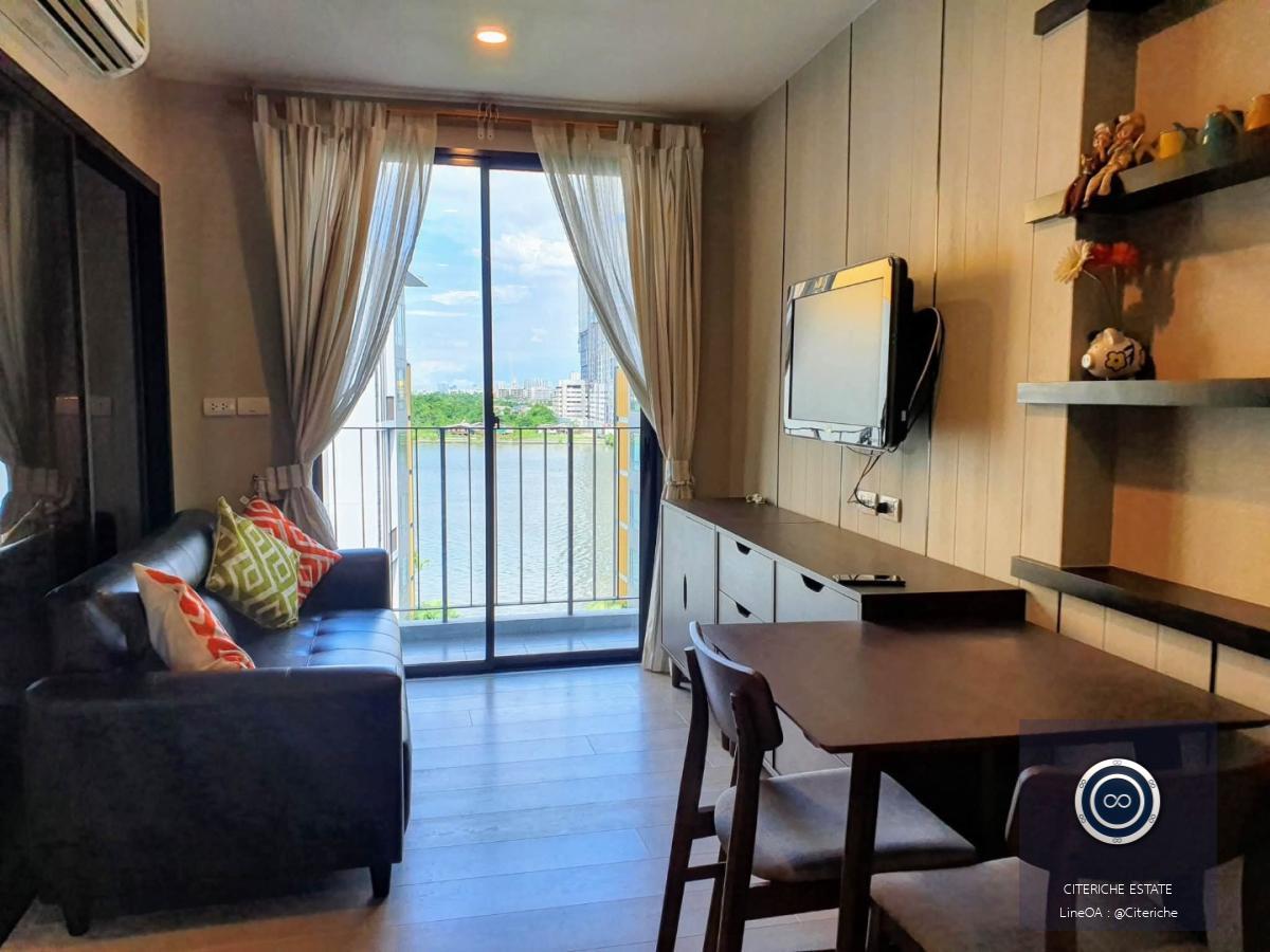 Riverfront View | Metroluxe Riverfront | Luxury 1-Bedroom Condo
