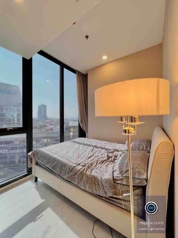 Zero Steps to BTS Ratchayothin | Mazarine Ratchayothin | Luxury 2-Bedroom Condo