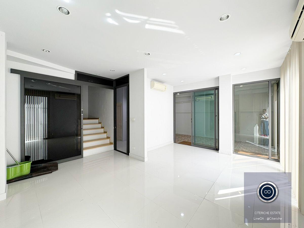 ✨ Jade Height Sathorn–Rama 3 | โฮมออฟฟิศหรู เพื่อธุรกิจและการอยู่อาศัย ✨