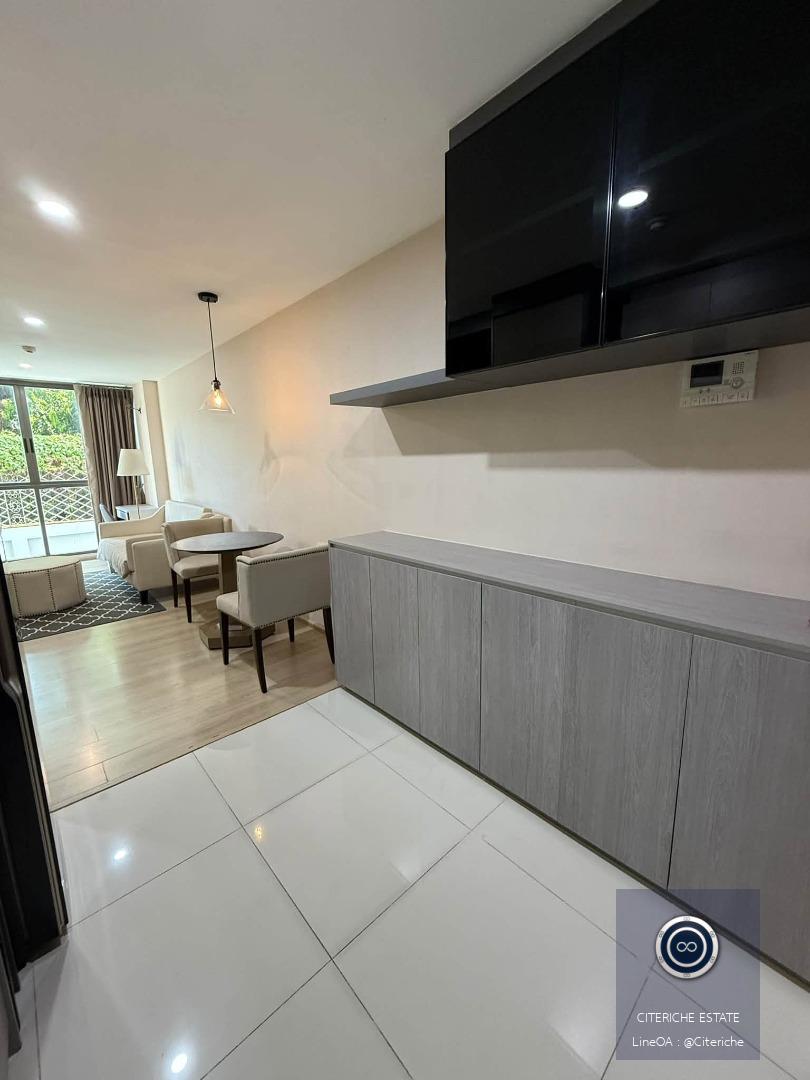 Garden View & Spacious Balcony | D\'Memoria Phaholyothin Soi 2 | Low-Rise Condo