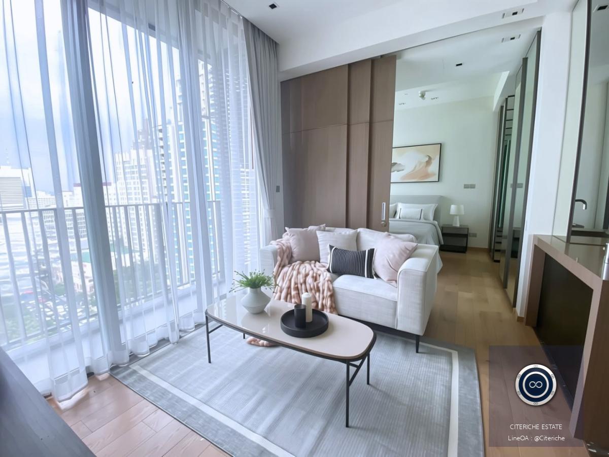 Chanintr Fully Furnished | 28 Chidlom | Luxury 1-Bedroom Condo