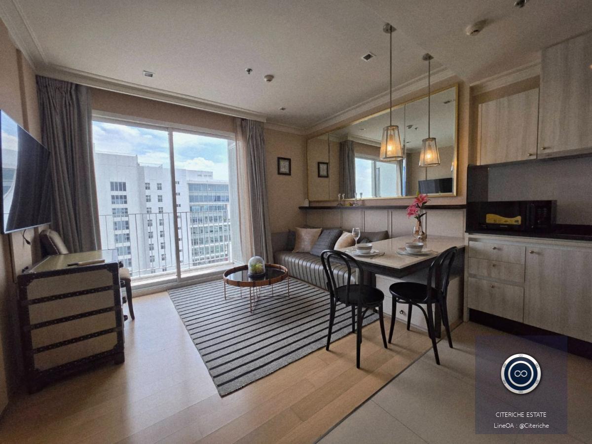 Chanintr Furnished & South Facing | HQ Thonglor | Luxury 1-Bedroom Condo