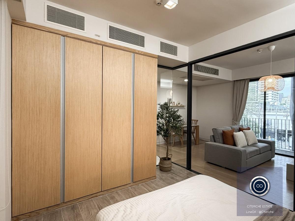 Fully Furnished Living with Bathtub | Siamese Gioia | Luxury 1-Bedroom Condo
