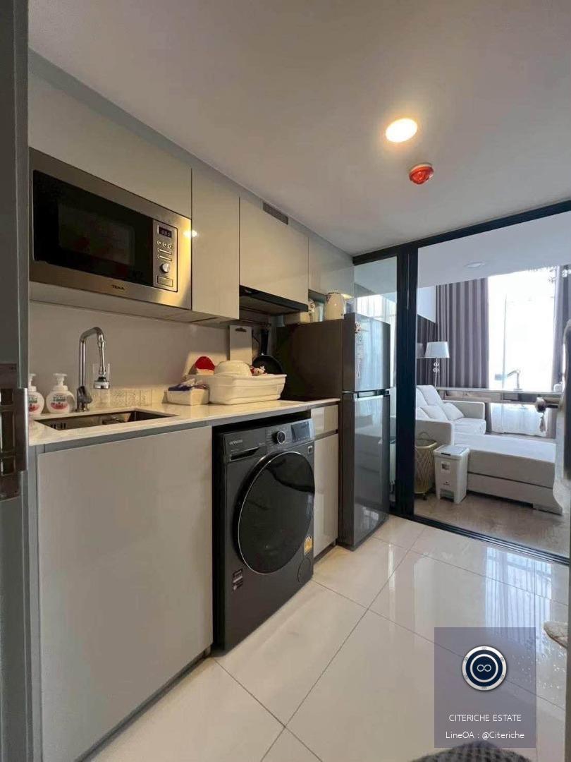 High Ceiling Duplex | SOHO Bangkok Ratchada | Luxury Condo