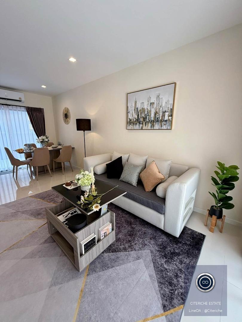Fully Furnished & EV Charger Support | ไอเจ้นท์ พระราม 9 | Premium 3-Storey Townhome