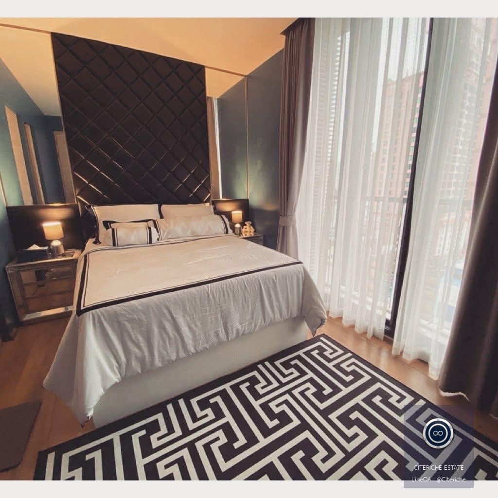 วอล์กอินคลอเซ็ตขนาดใหญ่ ใกล้เอ็มดิสทริค | Park Origin Sukhumvit 24 | คอนโดมิเนียม