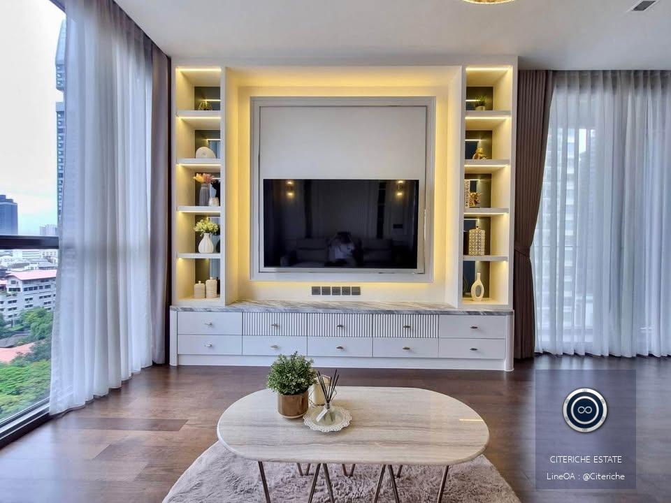 City Main Road View | The Line Ratchathewi | Luxury 2-Bedroom Condo
