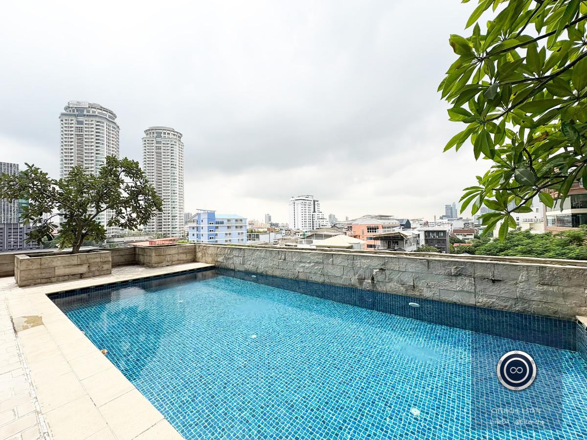 💦✨ เพนท์เฮาส์พร้อมสระว่ายน้ำส่วนตัว – มีเพียง 4 ห้องเท่านั้นในทั้งโครงการ! ✨💦