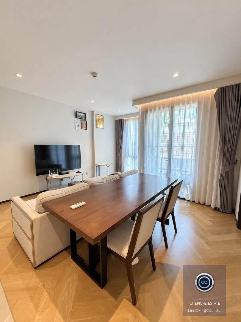 Warm and Sunlit Residence | The Reserve Sukhumvit 61 | Luxury 1-Bedroom Condo