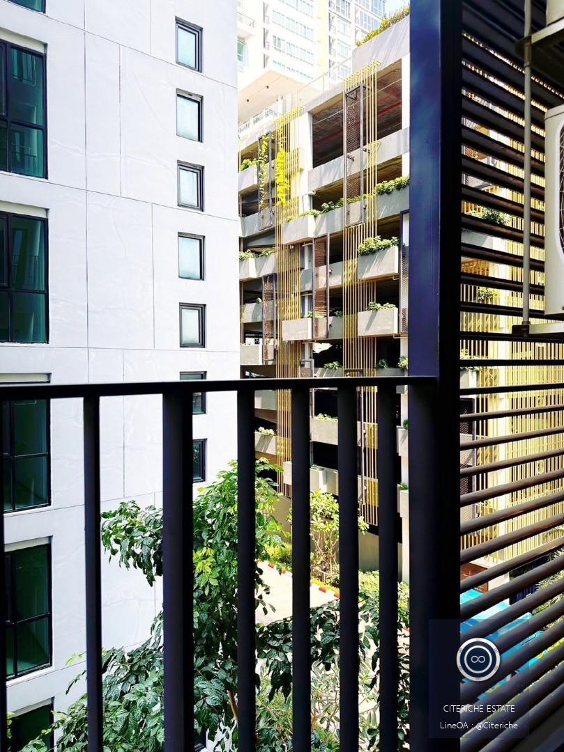 BTS Skywalk Access | The Sky Sukhumvit | Luxury Fully Furnished Condo