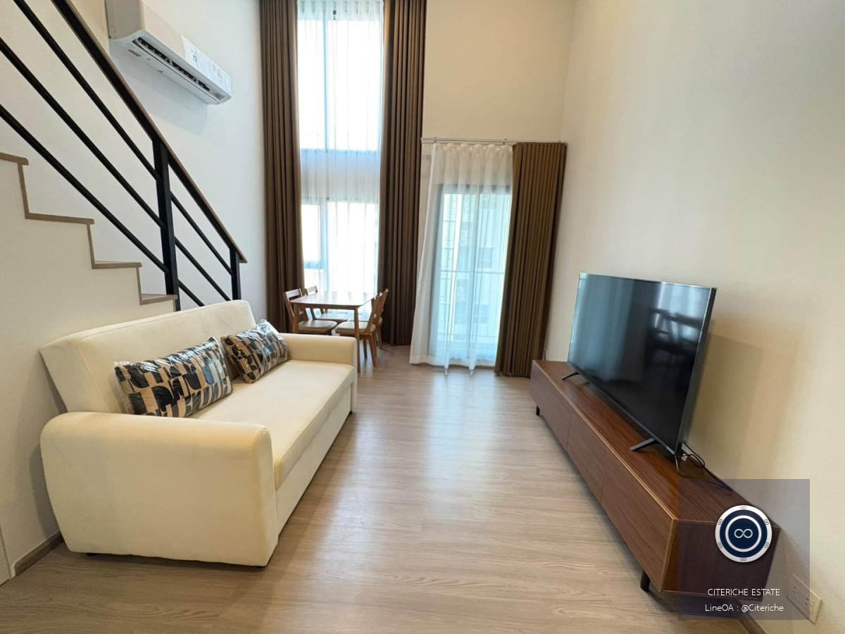 High Floor City Living | Aspire Sukhumvit-Rama 4 | Luxury Vertiplex Condo