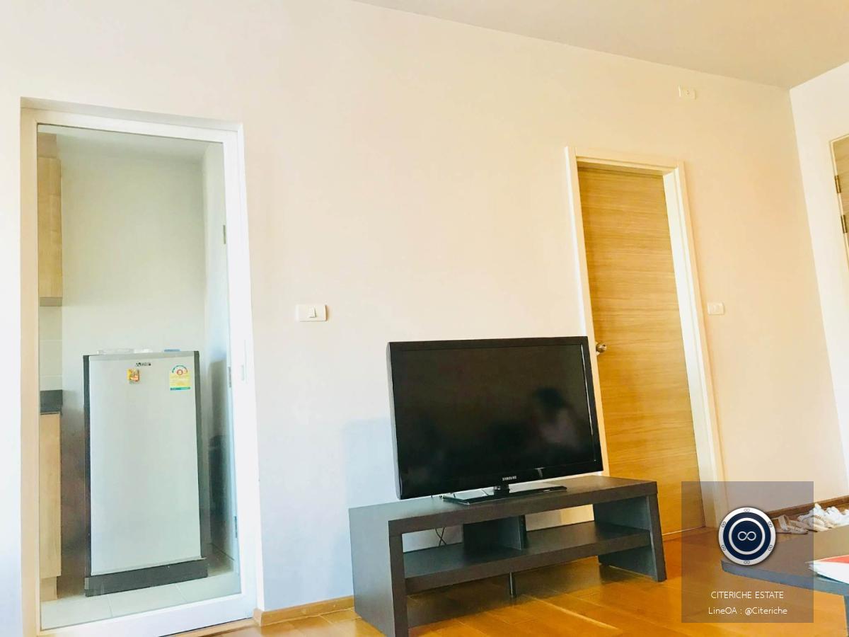 Top Floor & Unobstructed Fireworks View | Hive Taksin | Luxury 1-Bedroom Condo