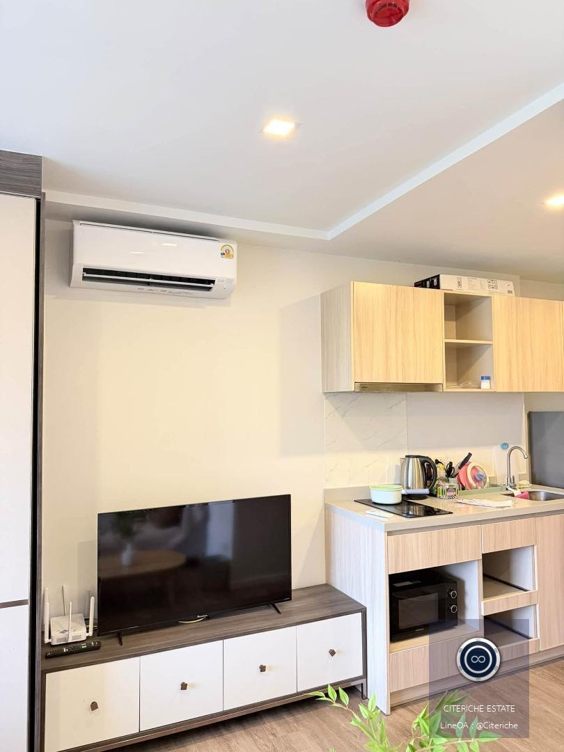 Pool View Studio Living | The Nest Sukhumvit 64 | Luxury Studio Condo