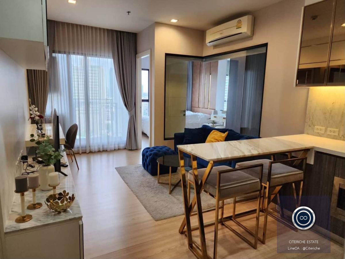 Chao Phraya River & ICONSIAM Views | Urbano Absolute Sathon - Taksin | Luxury 1-Bedroom Condo