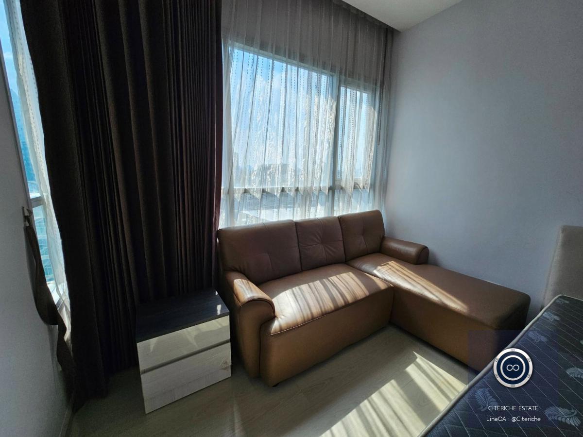 Garden Floor Tranquility | Life Ratchadapisek | Luxury 2-Bedroom Condo