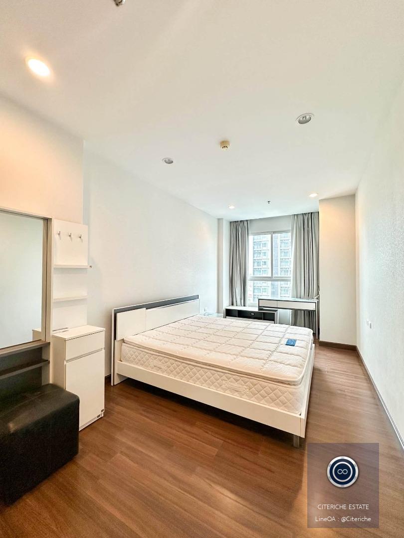 Pool View Residence | Supalai Lite Sathorn-Charoenrat | Luxury 1-Bedroom Condo