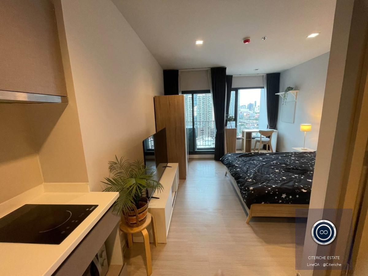 Fully Furnished Prime Location | Life Asoke – Rama 9 | Luxury Studio Condo