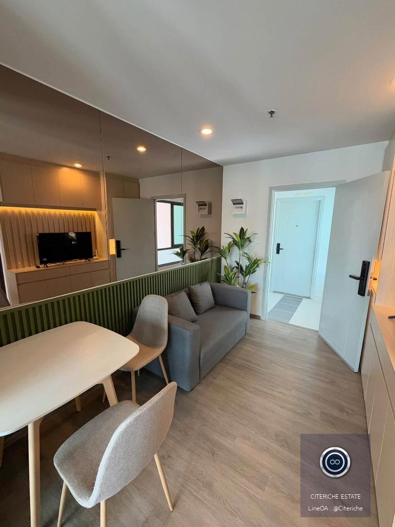 Buddha View Corner Unit | Regent Home Wutthakat | Luxury Condo