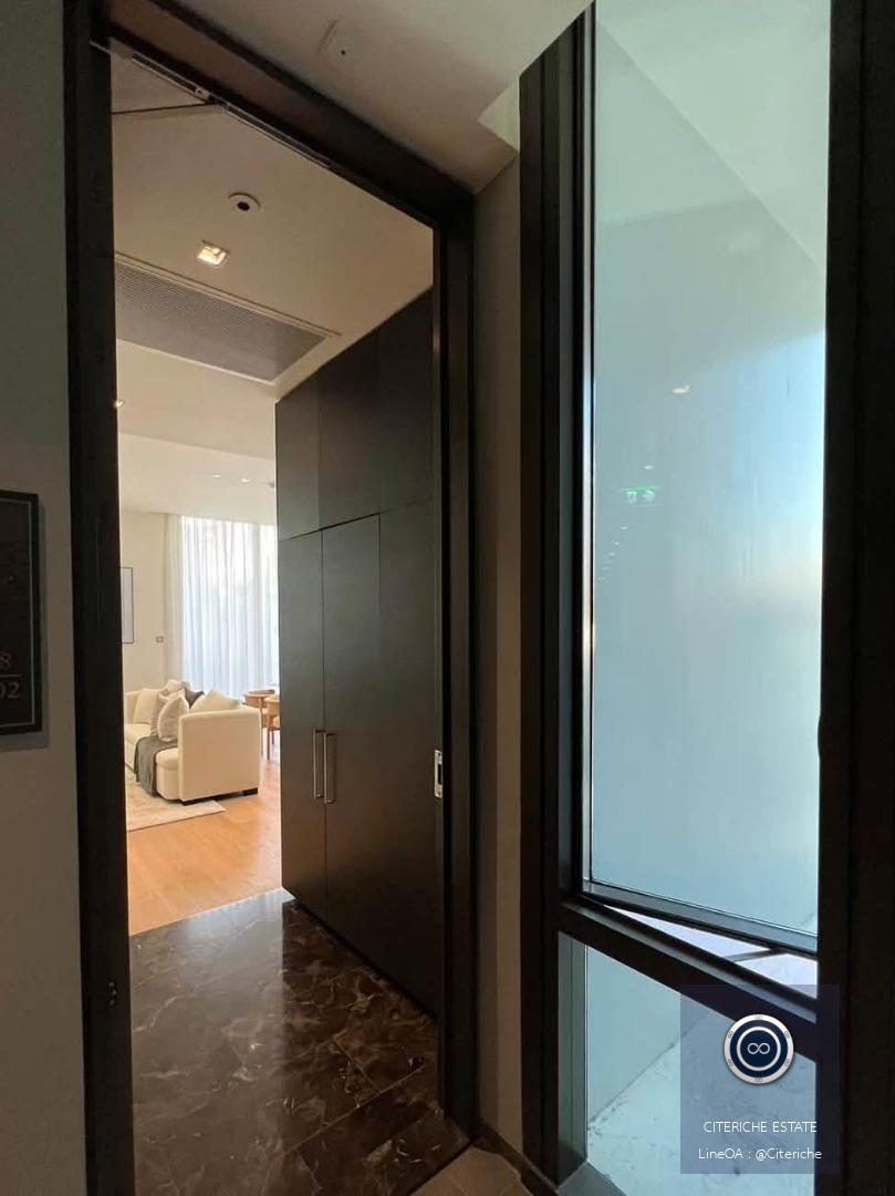 Corner Unit & Spacious Living Area | 28 Chidlom | Luxury 2-Bedroom Condo
