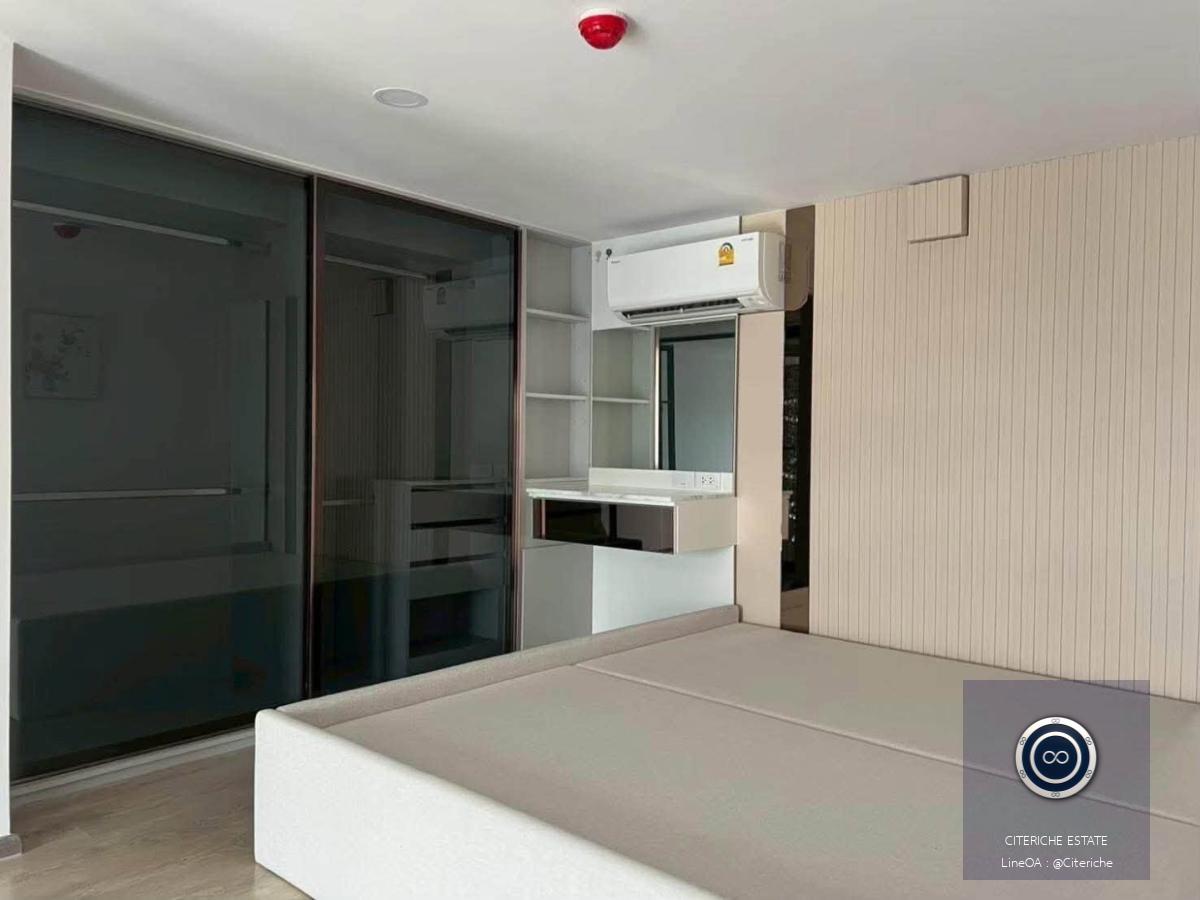 High Ceiling Duplex | SOHO Bangkok Ratchada | Luxury Condo