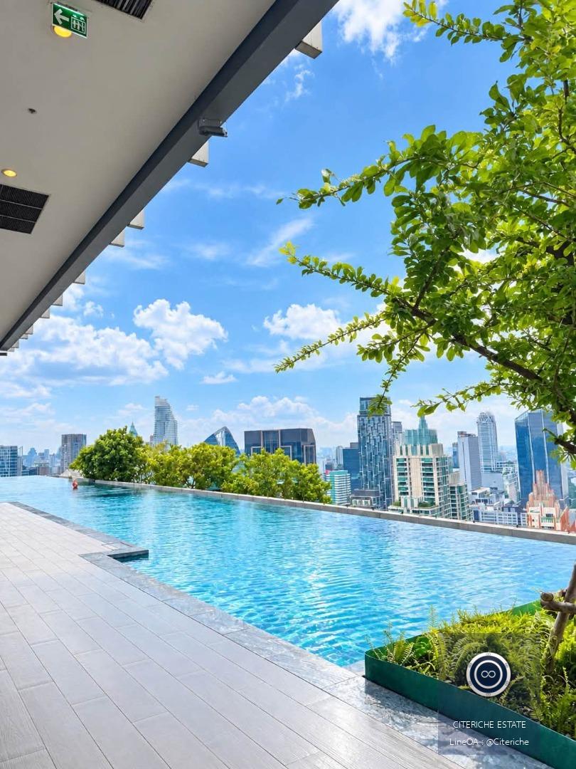 High Floor Corner Unit | Life One Wireless | Luxury 2-Bedroom Condo