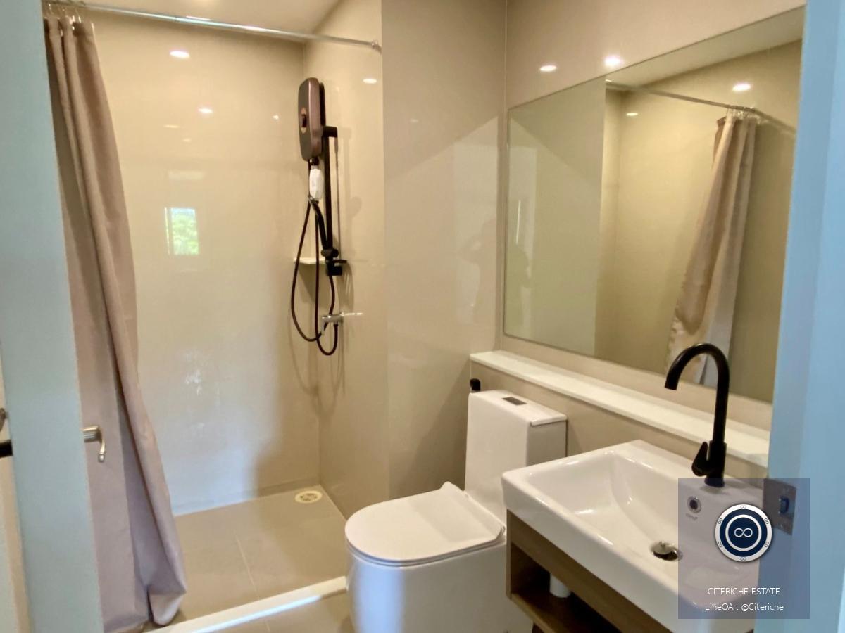 Pool View Built-in Furnished | Aspire Sukhumvit - Onnut | Luxury 2-Bedroom Condo