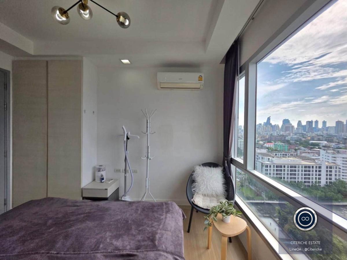 High Floor City Living | Thru Thonglor | Luxury 1-Bedroom Condo