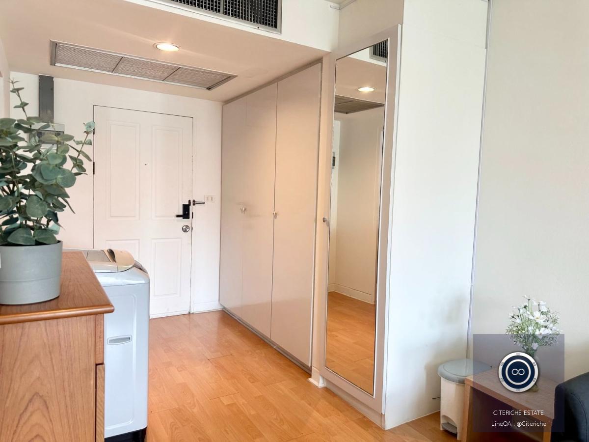 Fully Furnished Studio | The Grand (BTS ราชดำริ) | Luxury Studio Condo