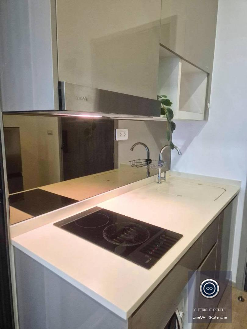 Fully Furnished & High Floor Living | The Rich Rama 9 - Srinakarin | Luxury Condo