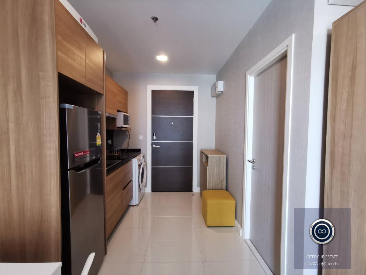 Prime BTS Access | The Metropolis Samrong | Luxury 1-Bedroom Condo