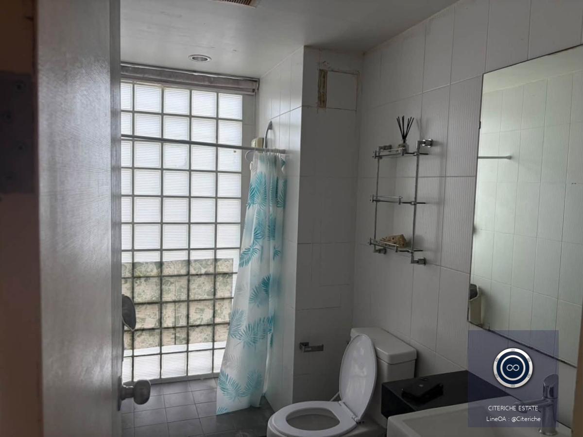 Near BTS Wongwian Yai | Viva-Sathorn Taksin | Luxury 2-Bedroom Condo