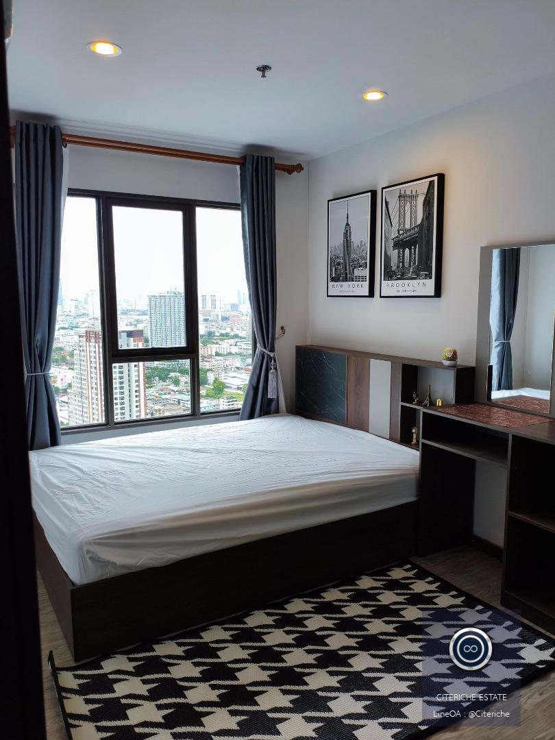 New York Black & White Minimal Classic Style | Regent Home Wutthakart | Luxury 1-Bedroom Condo