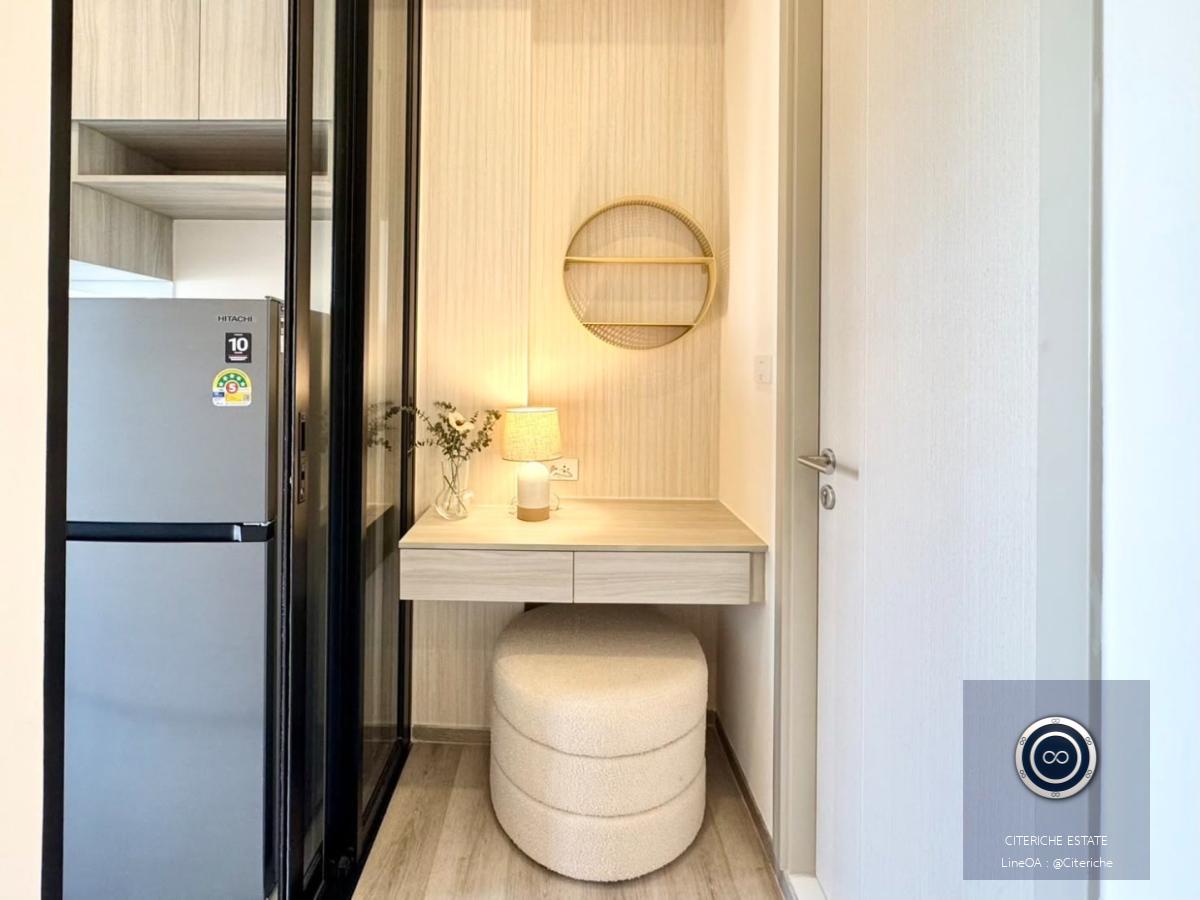 Pool View Living | Origin Place Bangna | 1-Bedroom Condo