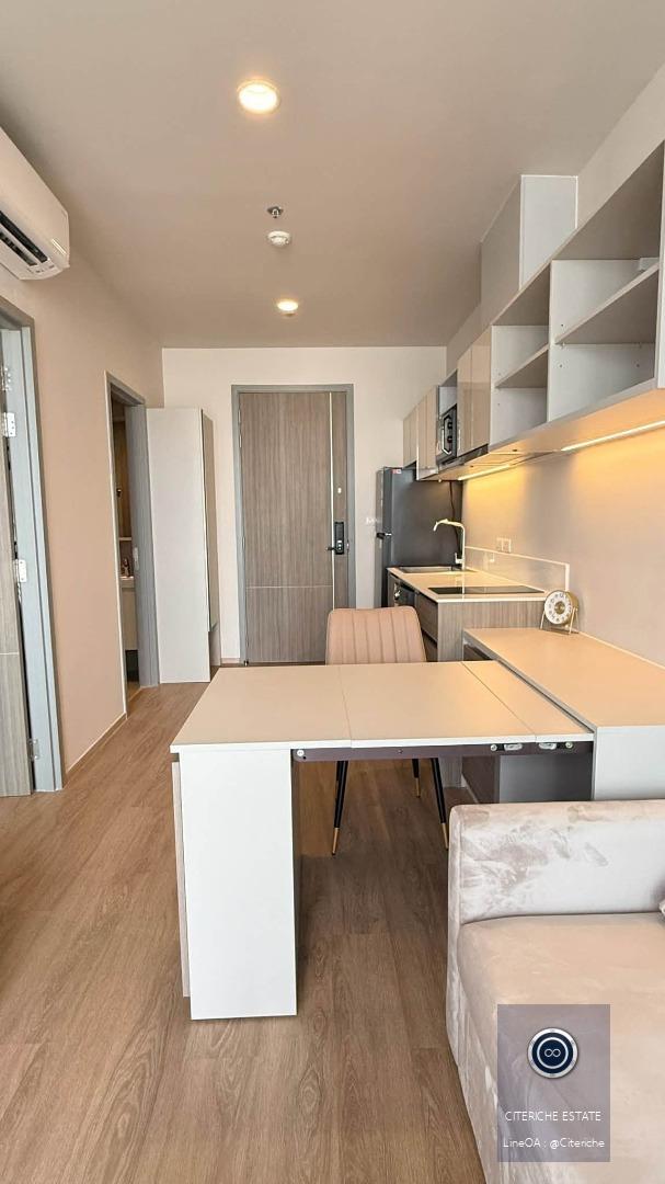 Brand New High Floor | The Issara Sathorn | Luxury 1-Bedroom Condo