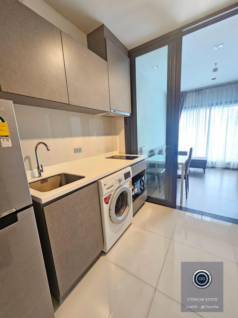 High Floor Fully Furnished | Life Asoke Hype | Luxury 1-Bedroom Condo